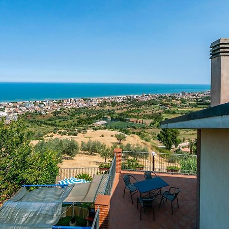 Nice Home In Belsito With Wifi Montepagano Buitenkant foto