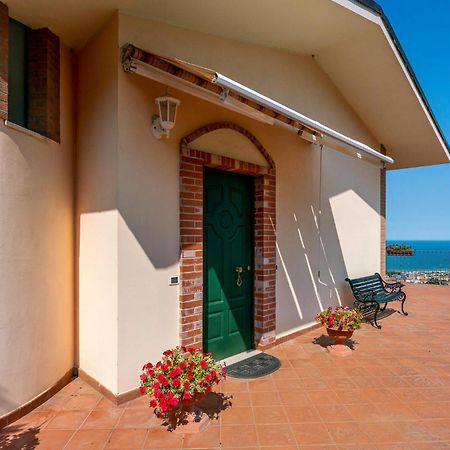 Nice Home In Belsito With Wifi Montepagano Buitenkant foto