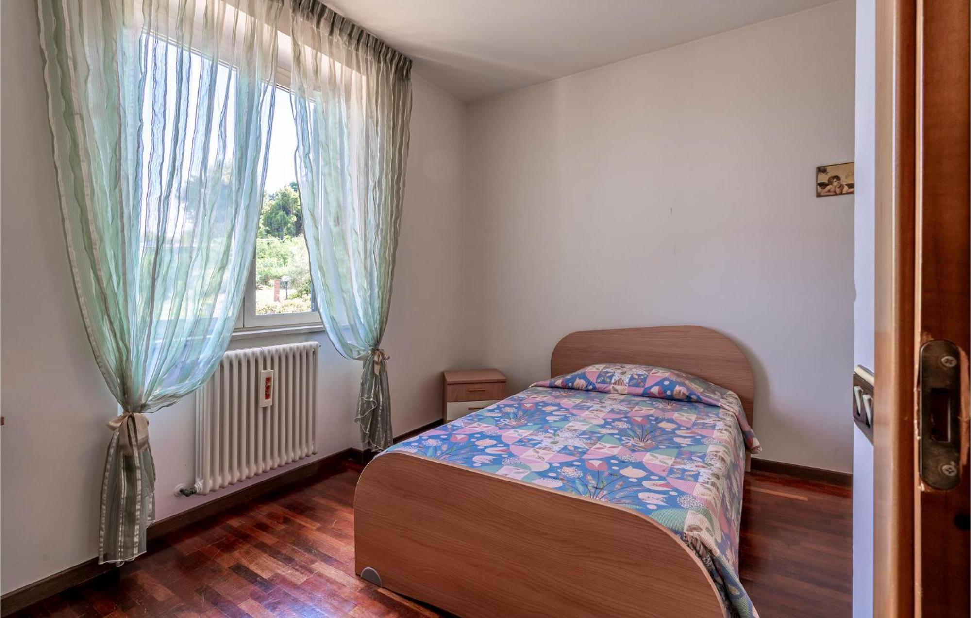 Nice Home In Belsito With Wifi Montepagano Buitenkant foto
